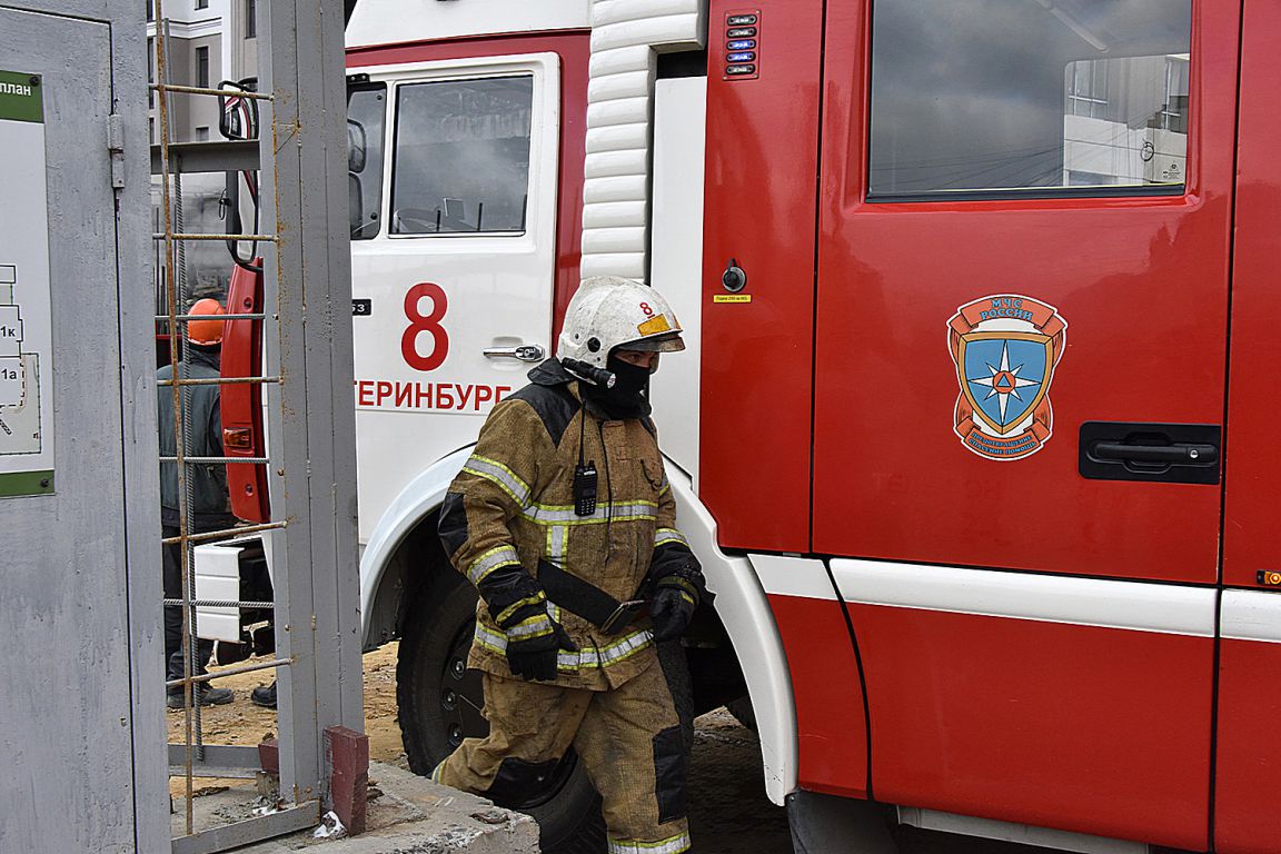 В Дегтярске произошел пожар в здании школы №16 - «Уральский рабочий»